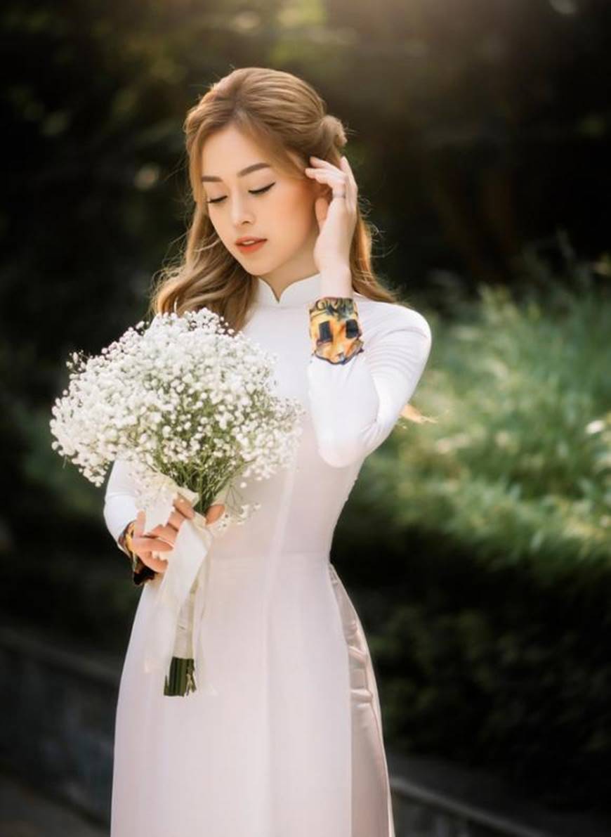 Á hậu Phương Nga đẹp lụi tim khi diện áo dài trắng chụp ảnh kỷ yếu-8