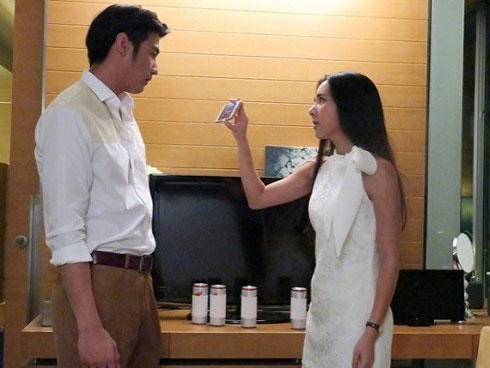 Tự nhiên mẹ chồng khoe trúng số hơn 1 tỷ, lập tức mua nhà sắm xe, con dâu nghi ngờ âm thầm tìm hiểu để rồi chết lặng khi sự thật được hé lộ-3