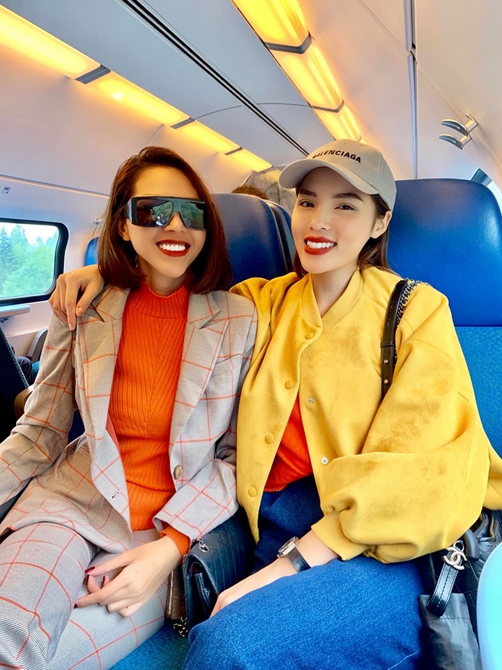 Kỳ Duyên, Minh Triệu diện bikini giữa thời tiết âm độ ở nóc nhà châu Âu-8