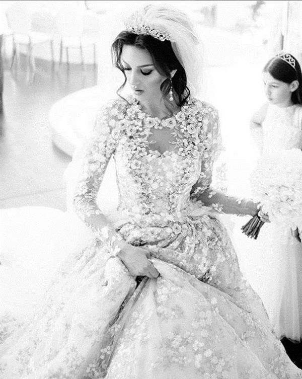 Số tài sản kếch xù hậu ly hôn mà nữ hoàng sắc đẹp Nga yêu cầu cựu Quốc vương Malaysia chu cấp-4