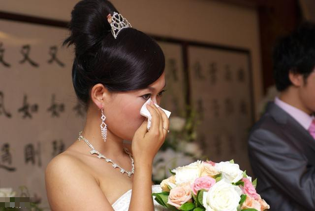 Bị chồng sắp cưới lừa cả trăm triệu nhưng cô dâu này vẫn bình tĩnh xử lý ngọt lịm, xoay chuyển mọi cục diện-3