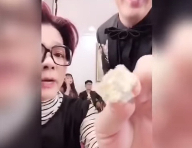 Bạn thân tiết lộ cát-xê khủng một đêm của Đàm Vĩnh Hưng-2