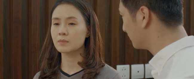 Hoa hồng trên ngực trái tập 18: Thái xắn tay áo, giặt đồ lót cho Trà tiểu tam-4