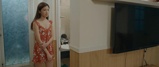 Hoa hồng trên ngực trái tập 18: Thái xắn tay áo, giặt đồ lót cho Trà tiểu tam-11