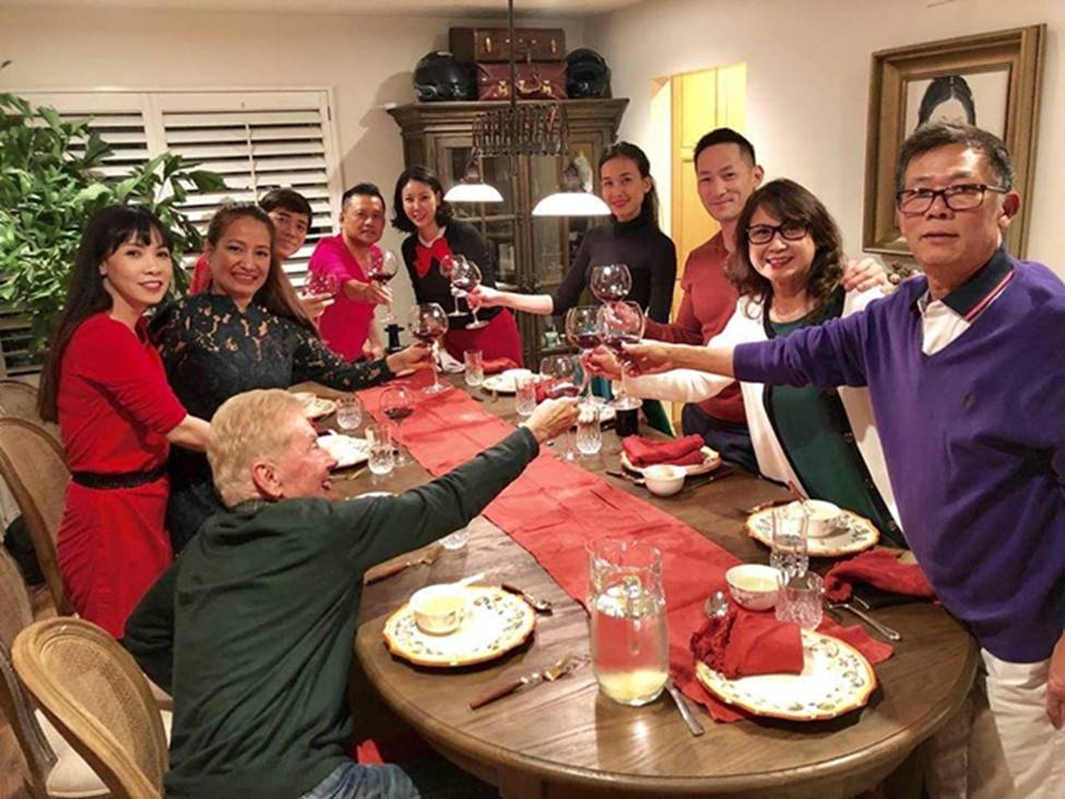 Ngỡ ngàng vẻ nóng bỏng của Hoa hậu giàu nhất nhì Việt Nam ở tuổi 43-26