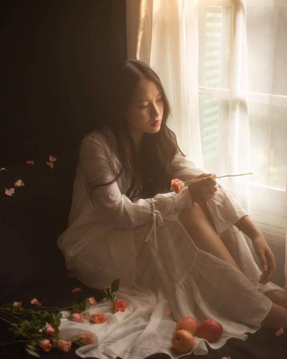 Nữ sinh 1999 ngồi trên ghế chủ toạ với vai trò Thẩm phán khiến dân tình xôn xao vì vừa xinh xắn vừa quá đỗi tài năng-10