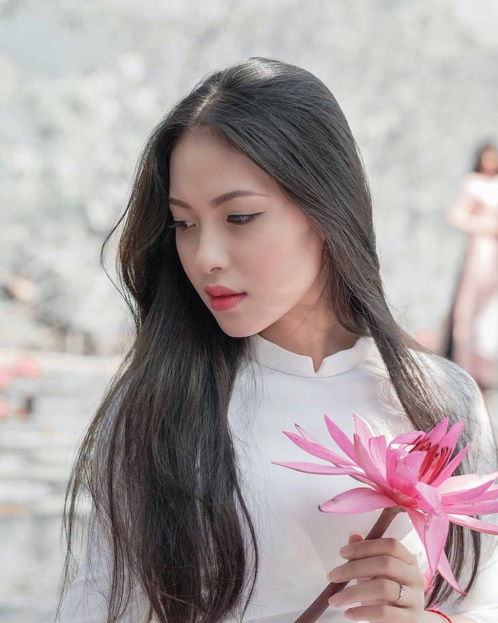 Nữ sinh 1999 ngồi trên ghế chủ toạ với vai trò Thẩm phán khiến dân tình xôn xao vì vừa xinh xắn vừa quá đỗi tài năng-17