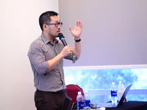 Các chuyên gia hàng đầu chia sẻ kinh nghiệm thi tốt IELTS