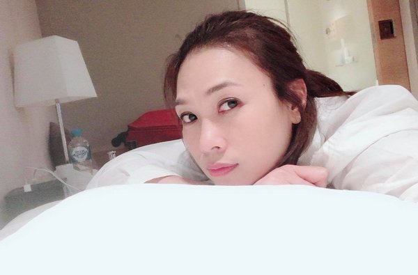 Mỹ Tâm dù chuẩn bị sang tuổi 40 vẫn tự tin để mặt mộc vì làn da quá mịn màng và căng bóng-7