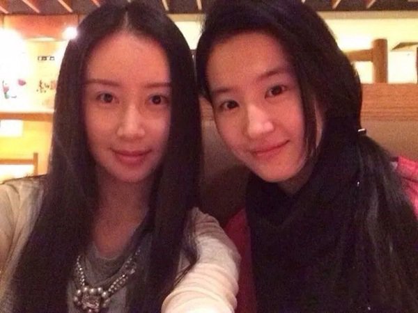 Không phải Triệu Vy, Lâm Tâm Như, Thần tiên tỷ tỷ Lưu Diệc Phi sống tình nghĩa nhất showbiz-9