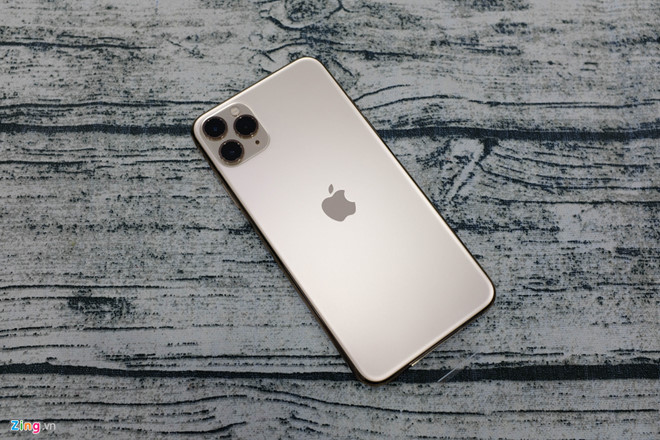 Bị chê thiếu đột phá, iPhone 11 vẫn bán chạy-2