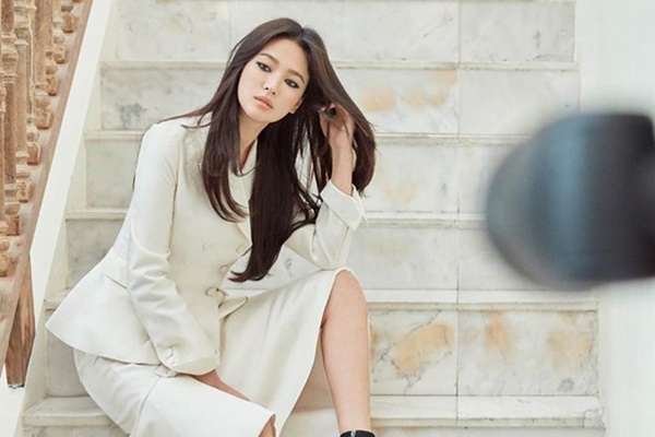 Song Hye Kyo trở lại mạng xã hội với loạt ảnh mới sau ly hôn-3