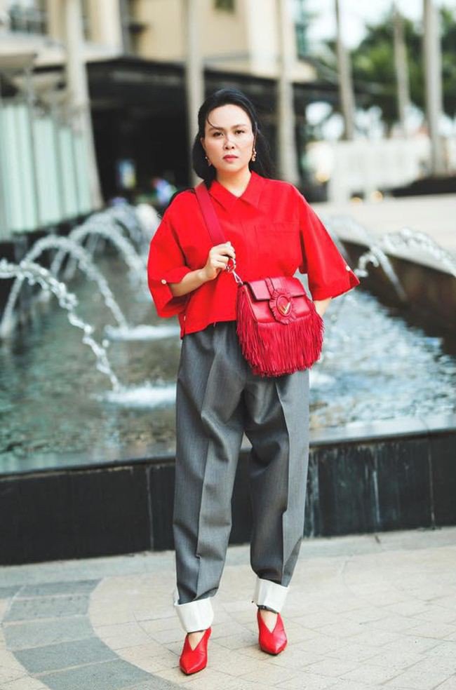 Vung tay mua hàng hiệu không tiếc, Phượng Chanel vẫn mặc lại những bộ cánh sến súa-9