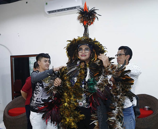 MC Thanh Bạch: Tôi sẽ cưới thêm 1.000 lần với bà trùm Thúy Nga-2