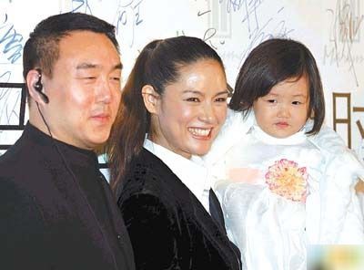 Vứt bỏ người chồng máu mặt vì bị phản bội, mỹ nhân lột xác ngoạn mục tuyên ngôn: Họ hắt cho mình nắm muối, mình phải là dòng sông-3