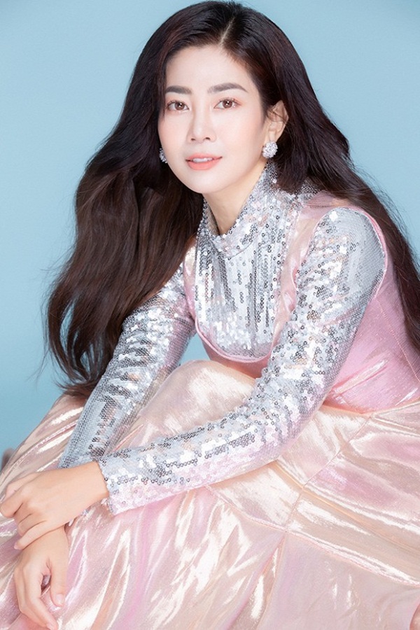 Những mẹ đơn thân đình đám Vbiz: Người đau đớn vì ung thư, kẻ vướng tin đồn cặp kè trai trẻ-1