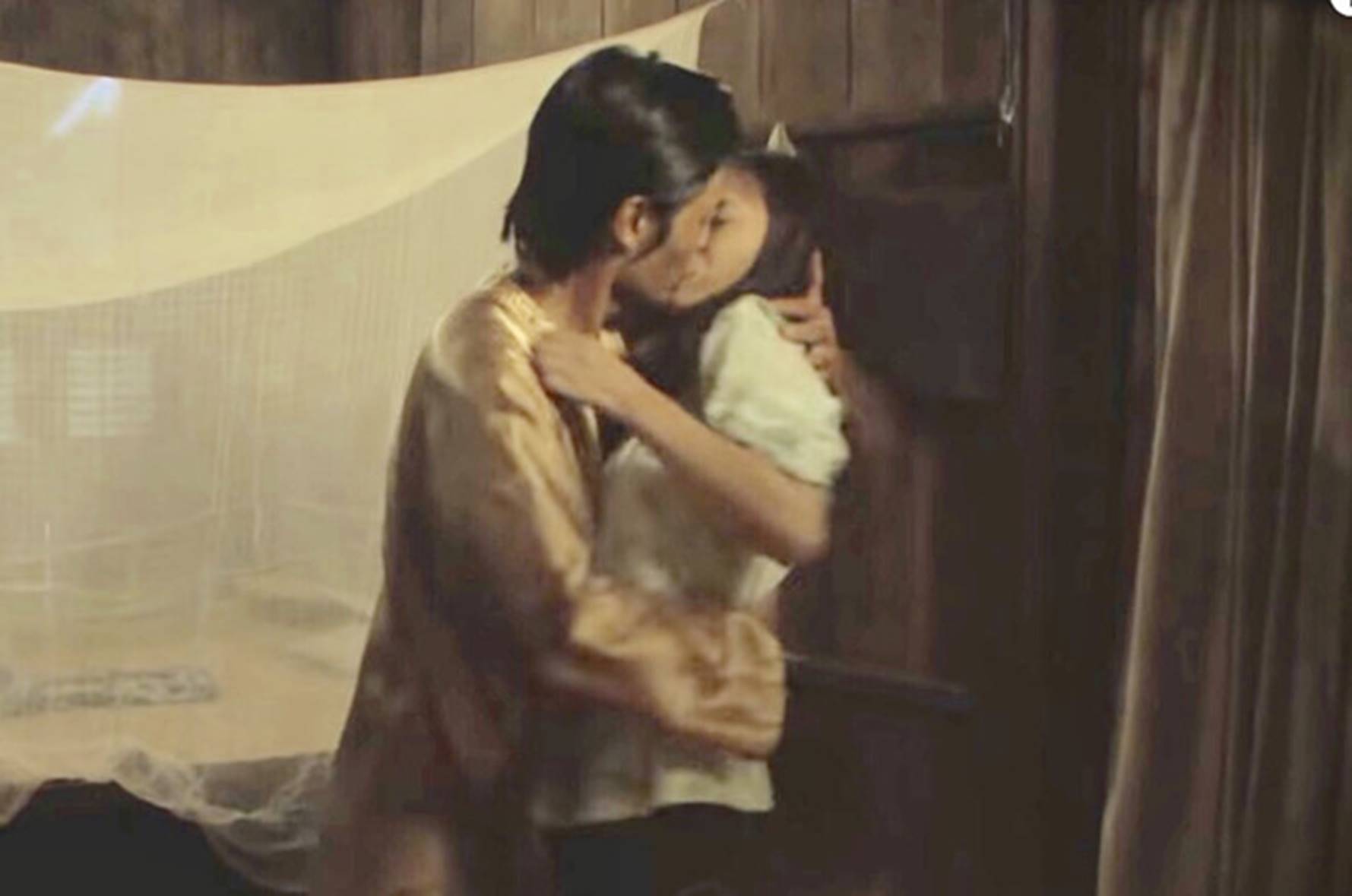 Những cảnh trái luân thường đạo lý ở Tiếng sét trong mưa-4