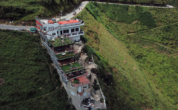 Vụ tòa gai bê tông trên đèo Mã Pì Lèng: Chưa thể nói trước được có tháo dỡ hay không-1