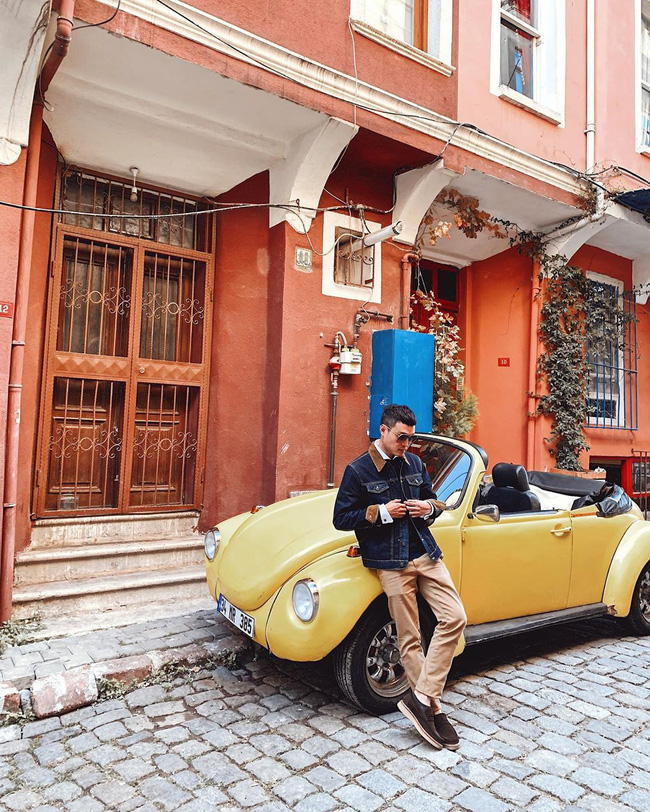 Quang Vinh bao năm bị đồn là thiếu gia Nguyễn Kim: Bỏ hào quang sân khấu để theo đuổi đam mê du lịch với những bức ảnh chất hơn nước cất-3