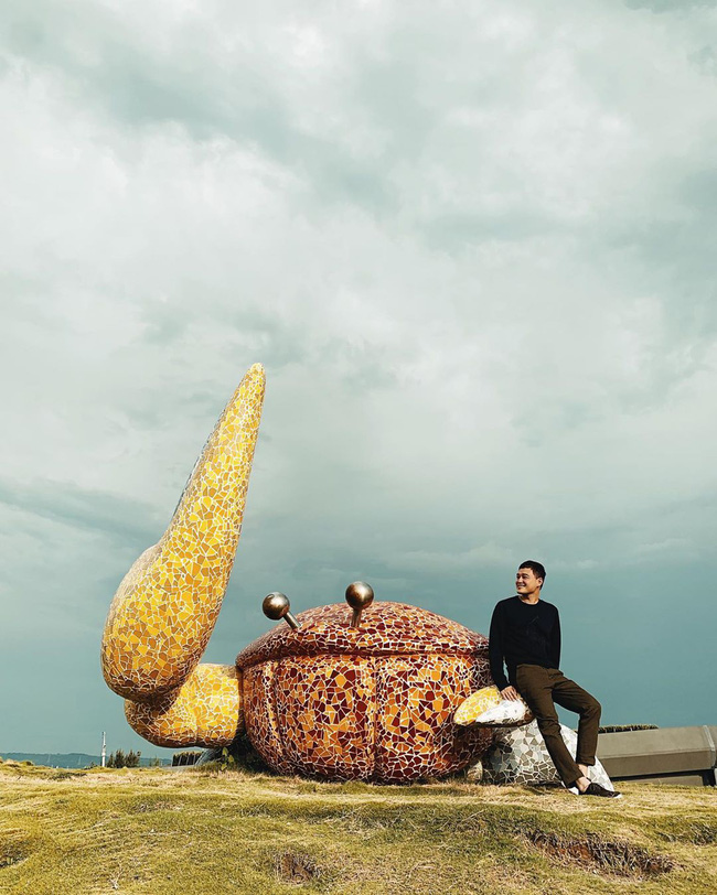 Quang Vinh bao năm bị đồn là thiếu gia Nguyễn Kim: Bỏ hào quang sân khấu để theo đuổi đam mê du lịch với những bức ảnh chất hơn nước cất-22