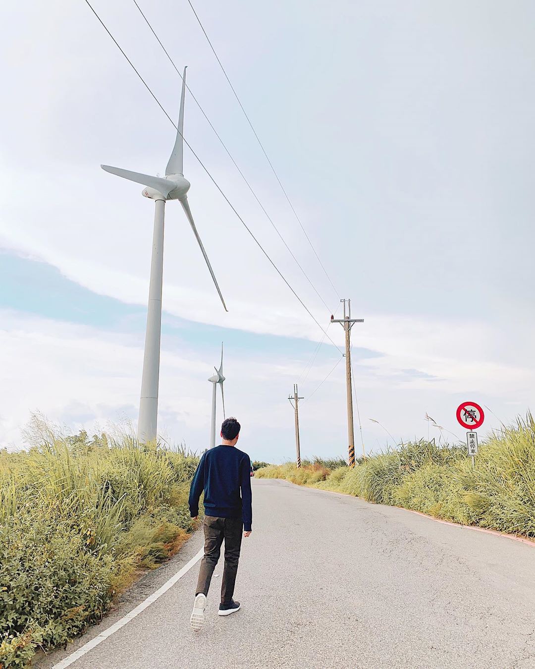 Quang Vinh bao năm bị đồn là thiếu gia Nguyễn Kim: Bỏ hào quang sân khấu để theo đuổi đam mê du lịch với những bức ảnh chất hơn nước cất-24