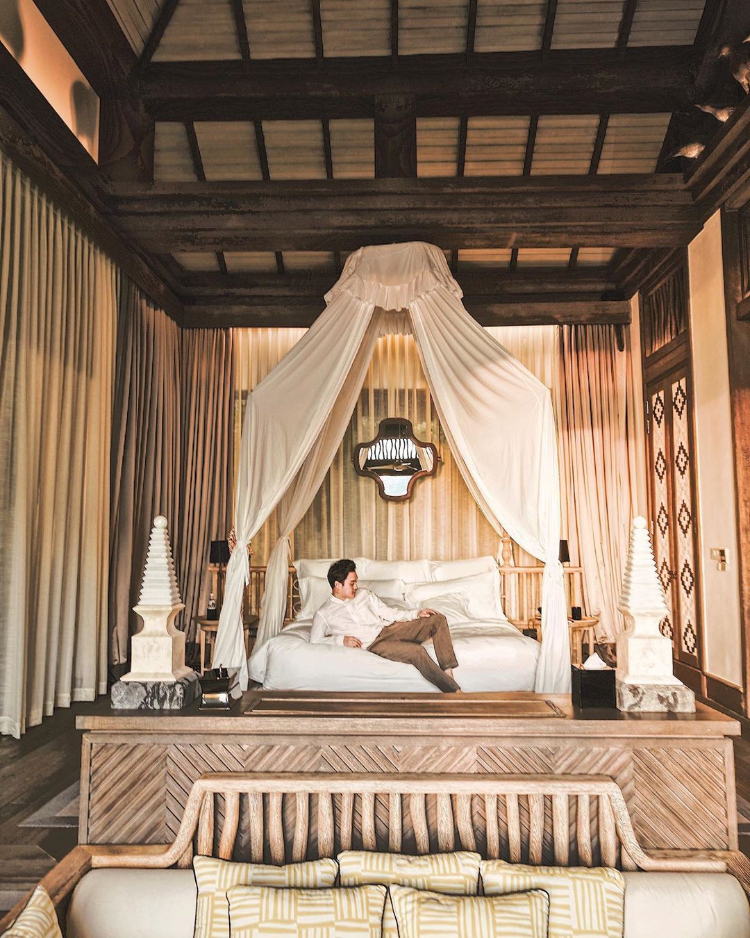 Quang Vinh bao năm bị đồn là thiếu gia Nguyễn Kim: Bỏ hào quang sân khấu để theo đuổi đam mê du lịch với những bức ảnh chất hơn nước cất-35