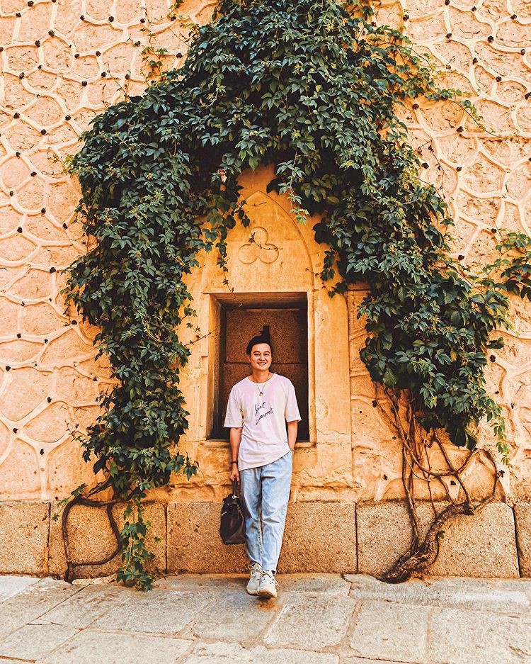 Quang Vinh bao năm bị đồn là thiếu gia Nguyễn Kim: Bỏ hào quang sân khấu để theo đuổi đam mê du lịch với những bức ảnh chất hơn nước cất-37