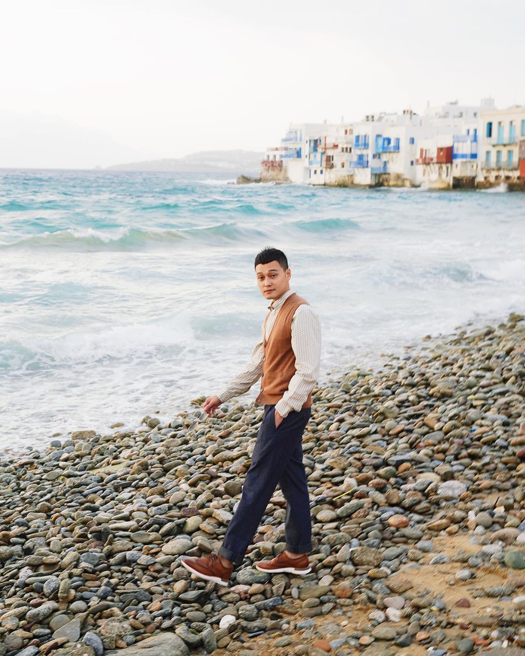 Quang Vinh bao năm bị đồn là thiếu gia Nguyễn Kim: Bỏ hào quang sân khấu để theo đuổi đam mê du lịch với những bức ảnh chất hơn nước cất-20