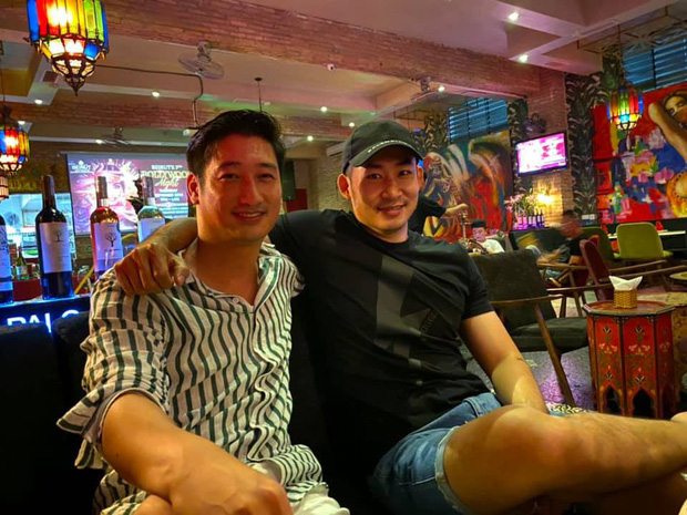 Hậu trường vui như hội của Hoa Hồng Trên Ngực Trái: Bạn thân hí hửng nhìn Khuê ẵm nửa tỷ, Thái buồn như mất sổ gạo!-16