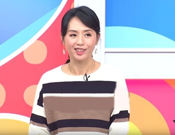 Bé gái 13 tuổi sợ hãi khi thấy vật lạ rơi từ phần dưới, đi khám mới biết là gì-2