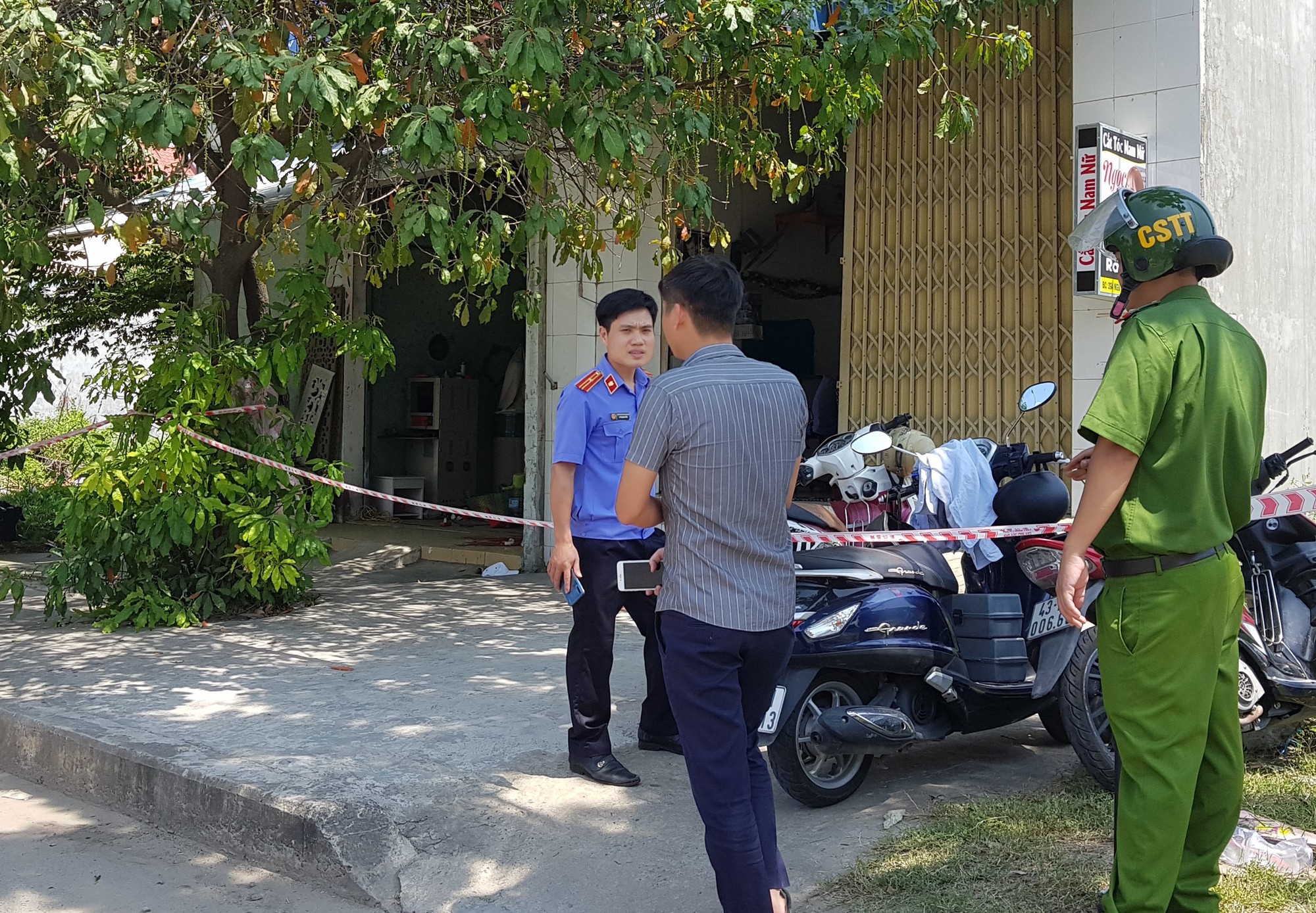 NÓNG: Cướp táo tợn giữa ban ngày ở Đà Nẵng, cụ bà 71 tuổi tử vong, cô gái trẻ nguy kịch-3