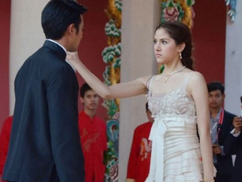 Bất chấp bị phản đối để cưới bằng được gái hai con về làm vợ, ngờ đâu đêm tân hôn nhìn vệt máu dưới ga giường mà chú rể sốc ngất-3