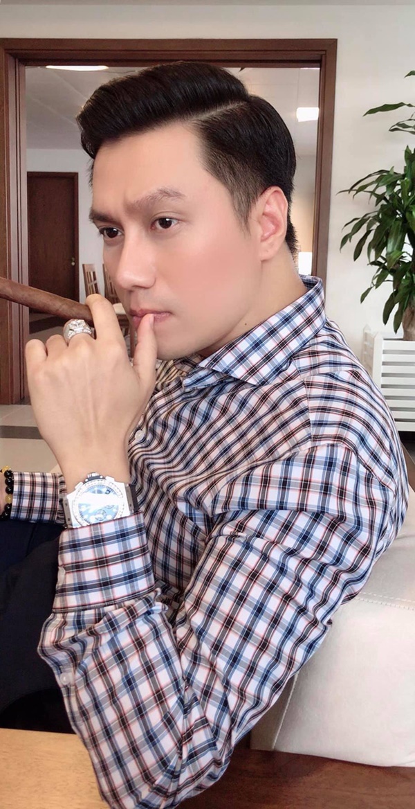 Tranh cãi nhan sắc Việt Anh trong ảnh tự đăng và được tag: Netizen đang mừng bỗng ngã ngửa vì nhan sắc thật!-2