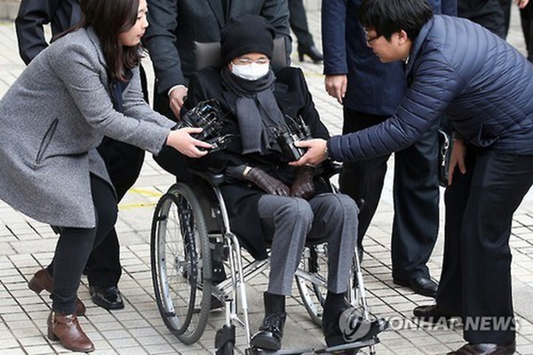 Đế chế Samsung và căn bệnh di truyền đáng sợ mang tên teo cơ MÁC, thừa mứa” tiền quyền cũng không thể chữa khỏi-6