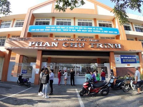 Cô giáo đánh học sinh từng tố cáo hiệu trưởng về thu chi, dân chủ