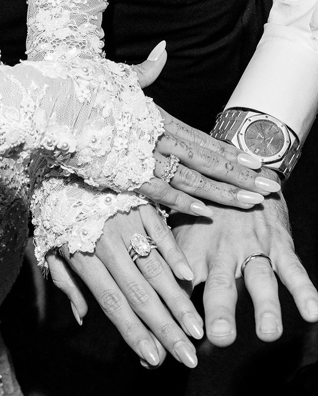 Mãn nhãn trước bộ váy cưới đẹp lộng lẫy cùng nhẫn kim cương siêu khủng của vợ Justin Bieber - Hailey Baldwin-3