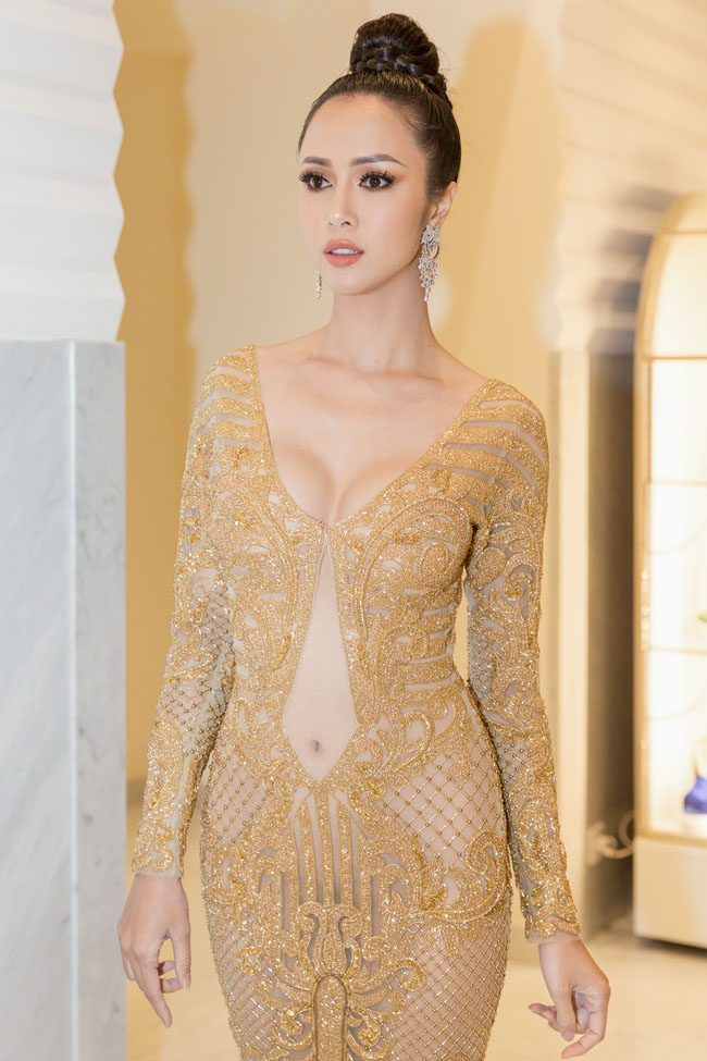 Diễm My 9X, Diệu Nhi... đi đầu trào lưu diện nội y, áo có như không ra đường-9