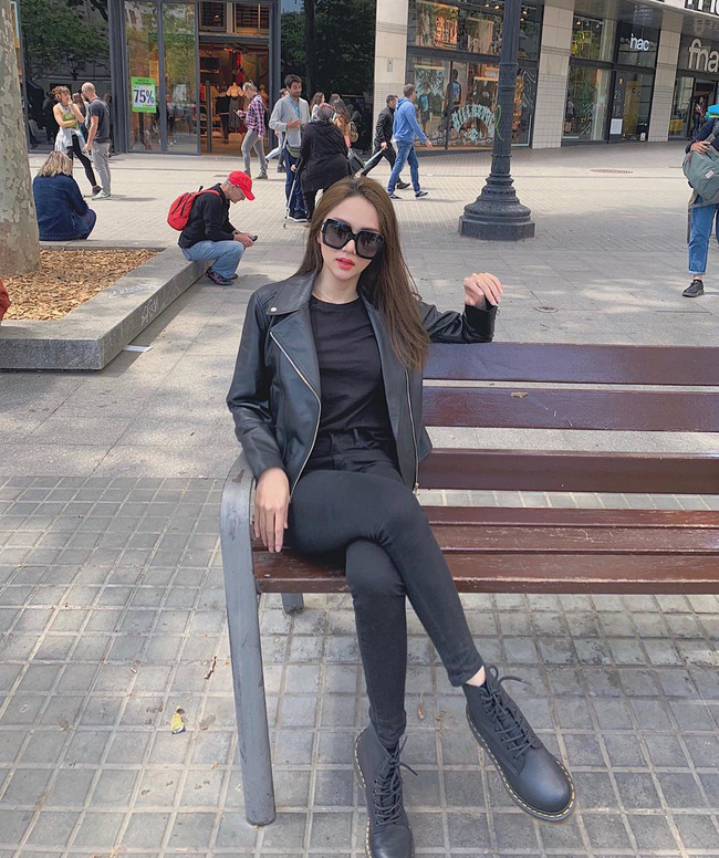 Học ngay 11 set đồ của Hoa hậu Hương Giang cách mix quần jeans từ đơn giản đến cá tính-11