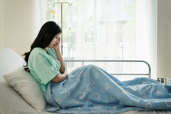 Hàng đêm, tôi khóc đẫm gối khi nghe tiếng chồng mở cửa bước vào phòng, nghĩ đến những mâm cơm cữ đầy ắp tôm thịt mà đau lòng-1
