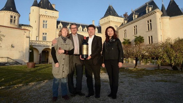 Tỷ phú Hong Kong chết thảm sau thương vụ bạc tỷ mua lại lâu đài cổ, hé lộ lời nguyền ám ảnh đeo bám hơn 600 năm-1