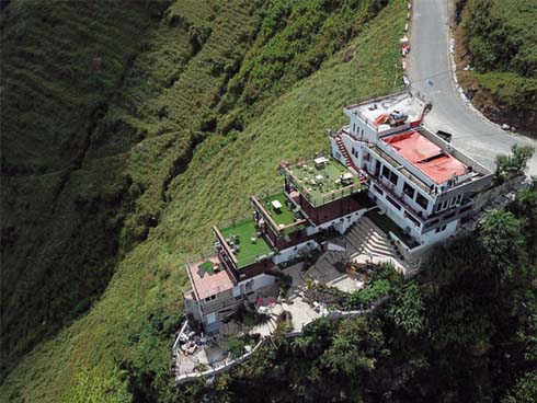 Hà Giang muốn tháo dỡ, chủ nhà nghỉ Mã Pì Lèng xin giữ nguyên 7 tầng-4