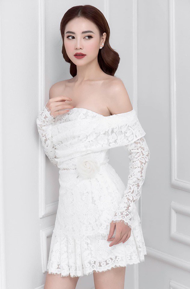 Không cần ngồn ngộn hở hang, mỹ nhân ngực lép của showbiz Việt vẫn quyến rũ với phong cách riêng-5