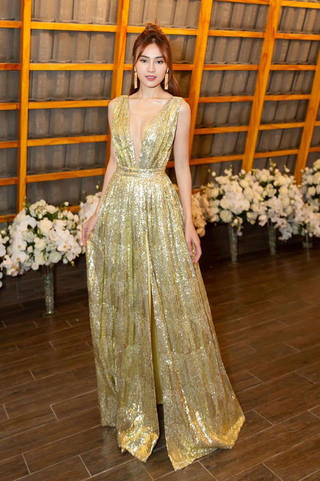 Không cần ngồn ngộn hở hang, mỹ nhân ngực lép của showbiz Việt vẫn quyến rũ với phong cách riêng-8