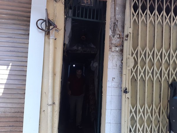 Làm dâu phố cổ: Người chạy ngay đêm động phòng, kẻ ngại chẳng dám yêu” chồng vì nhà chỉ 2m²-5