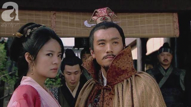 Kỹ nữ đẹp nức tiếng thời Tống, đàn ông đều quỳ gối dưới chân, Hoàng đế yêu điên dại phải đào đường hầm từ cung điện đến lầu xanh để gặp-3