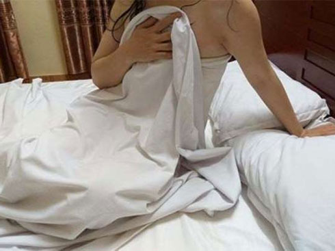 Chồng đang trực đêm nghe tin báo: Vợ anh sắp bị người ta đánh ngất rồi kia kìa!” và cảnh tượng kinh hãi chồng được chứng kiến sau đó-3