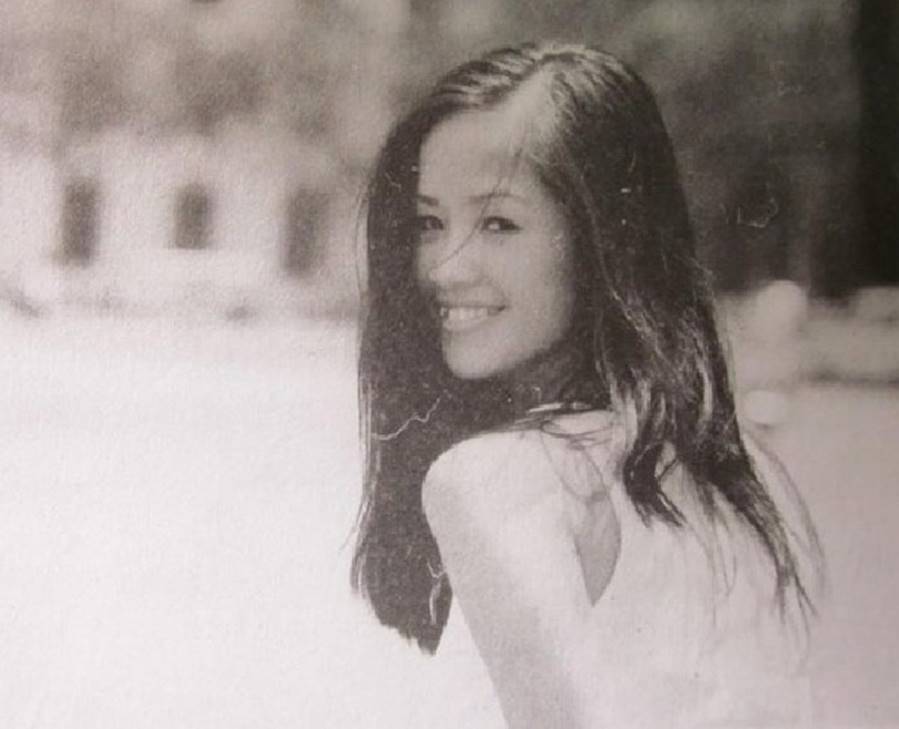 Những hình ảnh thanh xuân răng khểnh của diva Hồng Nhung-1