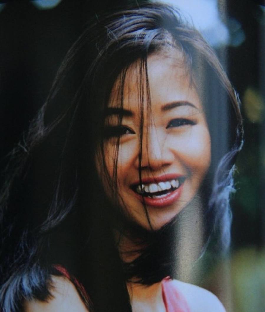 Những hình ảnh thanh xuân răng khểnh của diva Hồng Nhung-5