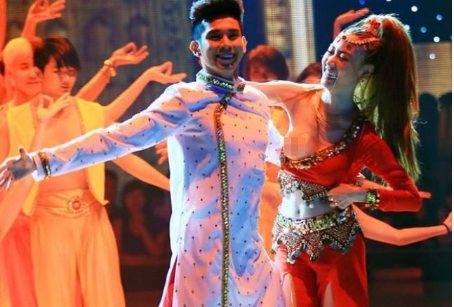 Những sao Việt từng bị phạt vì mặc hở hang thay đổi như thế nào?-8