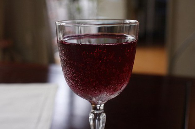 Lá hồi sinh bán đầy chợ Việt 1-2 ngàn/mớ, ở Nhật phải mua ăn từng lá một-7